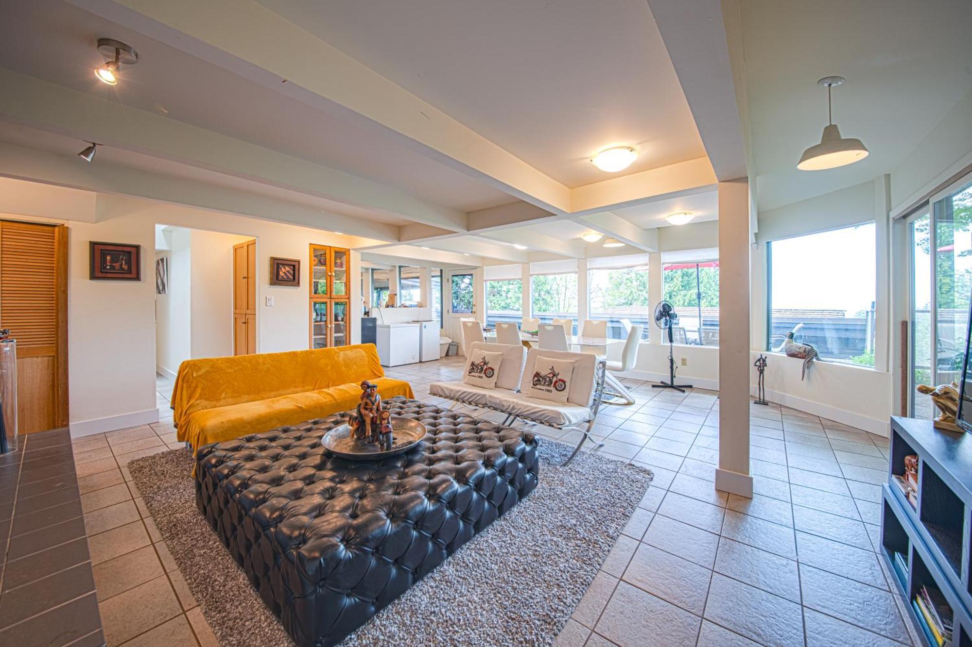 Cypress: Private Bedroom/Bathroom/Office, With Shared Pool, Hot Tub 北温哥华 外观 照片